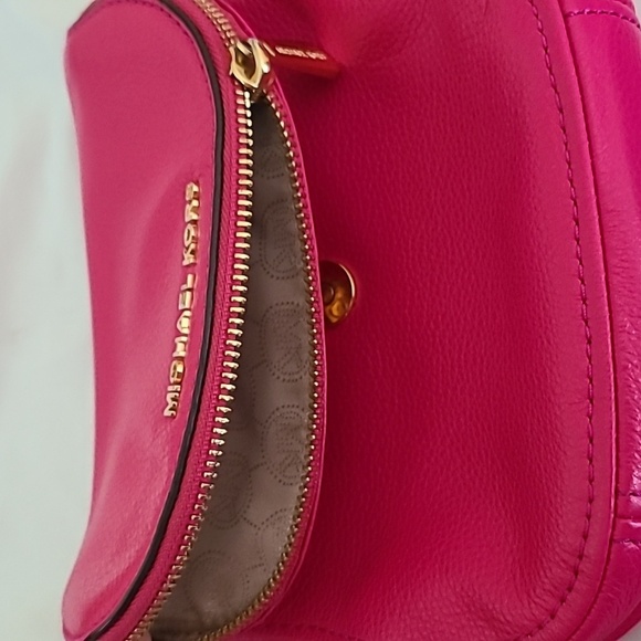 Michael Kors Pink Crossbody Bag - Picture 5 of 10